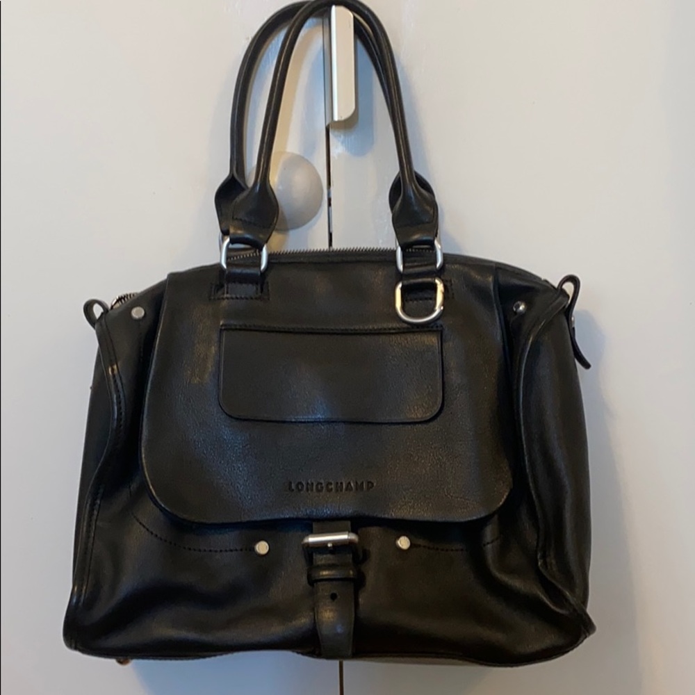 Black leather Longchamp handbag